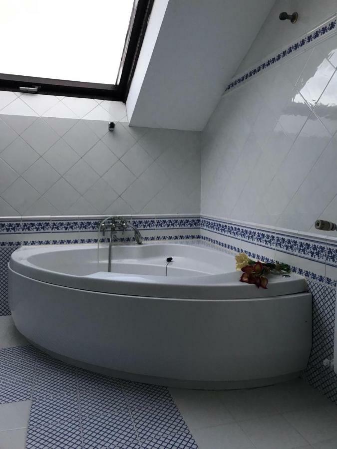Villa Las Camelias Villanueva De Arosa Esterno foto