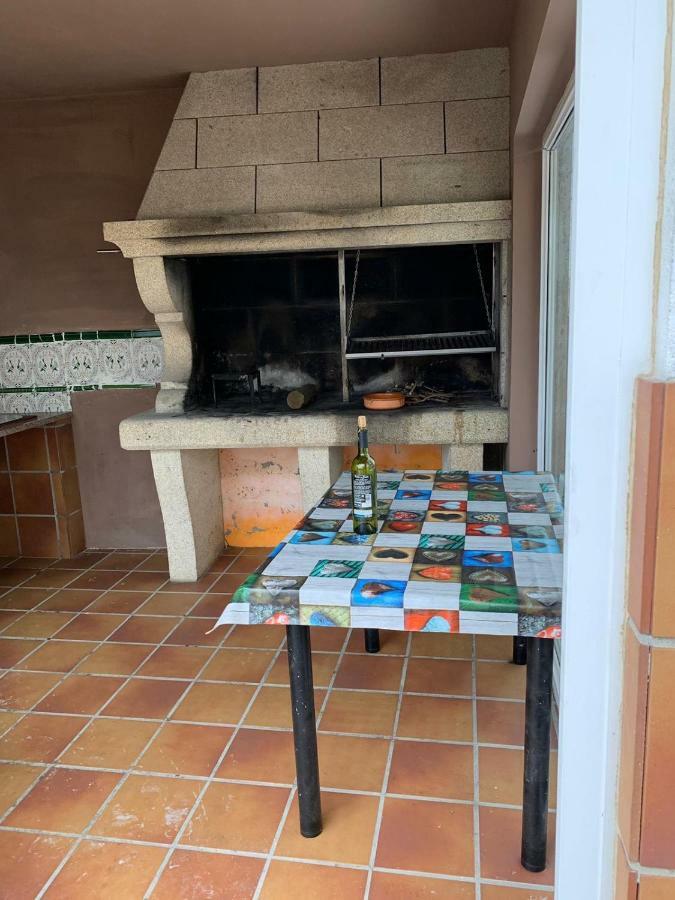 Villa Las Camelias Villanueva De Arosa Esterno foto