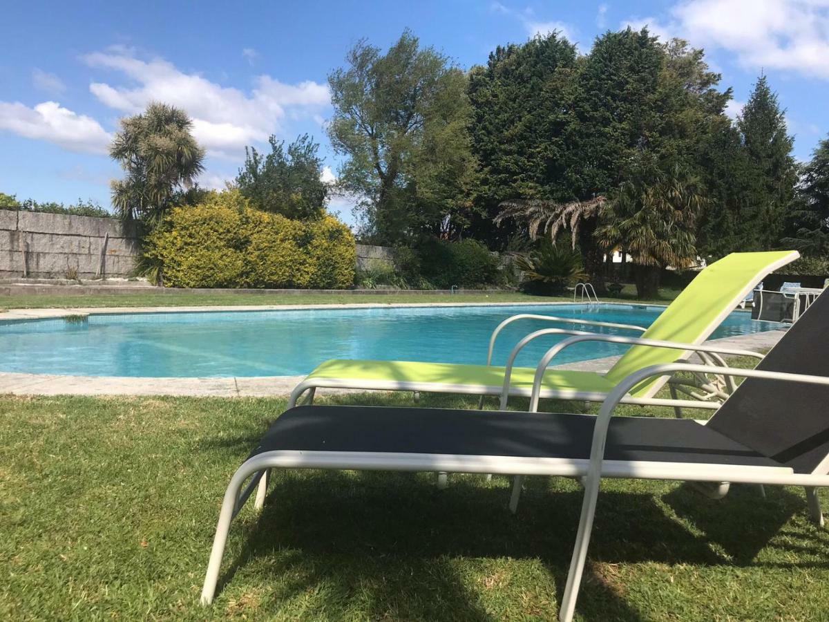 Villa Las Camelias Villanueva De Arosa Esterno foto
