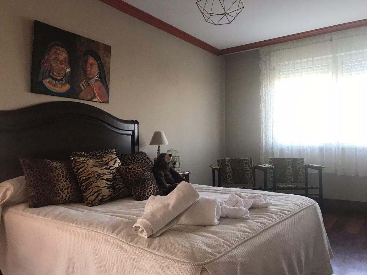 Villa Las Camelias Villanueva De Arosa Esterno foto