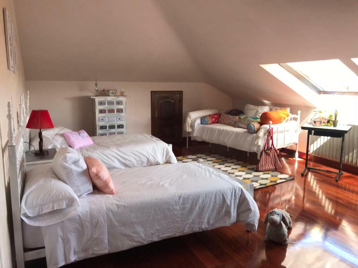 Villa Las Camelias Villanueva De Arosa Esterno foto